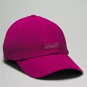 NWT Lululemon baller hat *soft* in wild berry